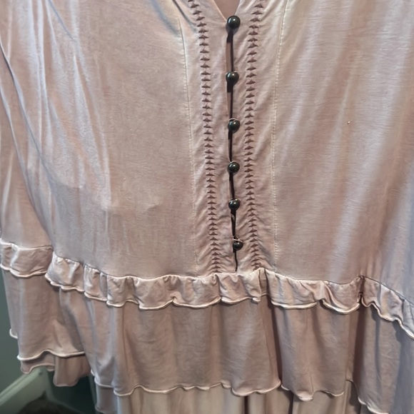 Lisa Robertson Blouses-EUC! Black & grey in a large & rose blush in a medium. - Picture 3 of 14